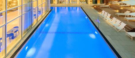 Seasonal outdoor pool, open 9 AM to 6 PM, pool loungers