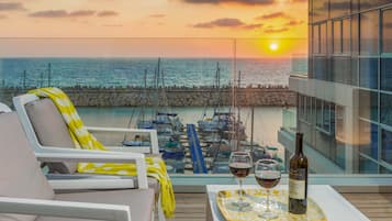 Executive Suite, Balcony, Marina View | Balcony