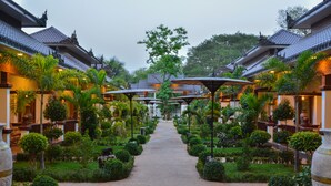 Unclassified image, 3 of 62, button - Yadanarpon Dynasty Hotel (Mandalay)