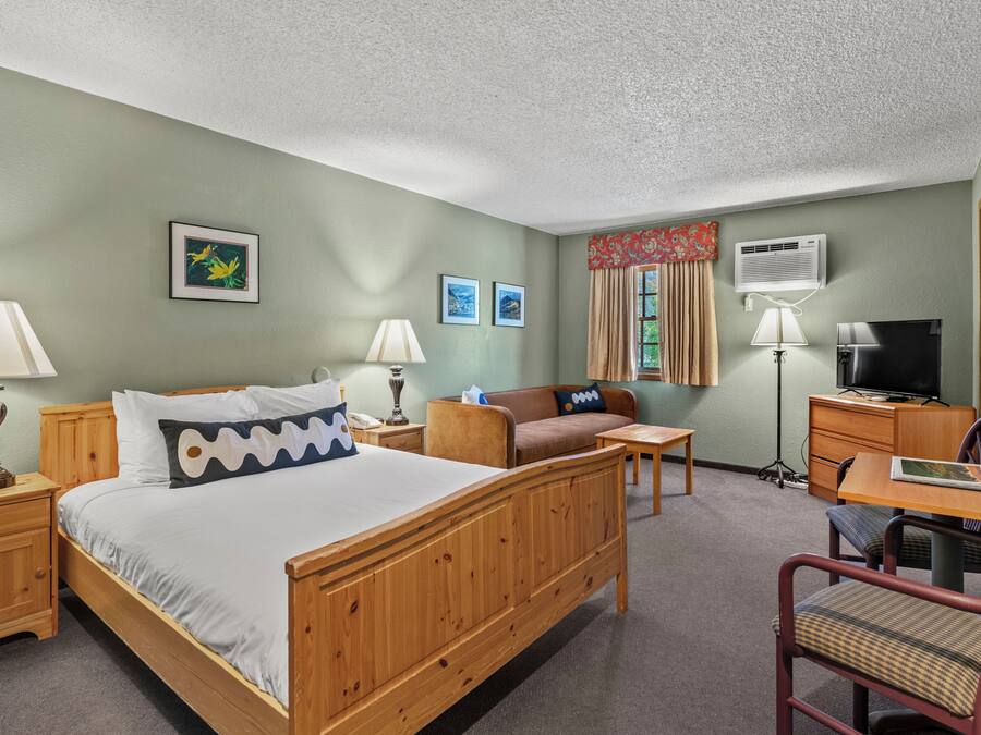 Egyptian cotton sheets, premium bedding, desk, laptop workspace