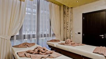 Couples treatment room(s), sauna, body treatments, body scrubs
