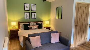 Executive-studio, kylpyhuone makuuhuoneen yhteydessä, näköala puutarhaan (Garden Room) | 1 makuuhuone