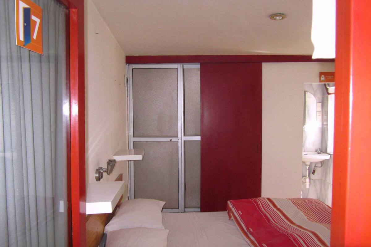 Double Room, Private Bathroom | Free WiFi, bed sheets