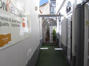 Entrée de l’hébergement 