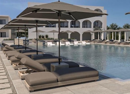 Outdoor pool, pool umbrellas