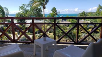 尊榮客房 | 書桌、免費無線上網、床單