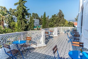 3 bars/lounges, 2 poolside bars, beach bar - Atlantique Holiday Club - All Inclusive (Kusadasi)