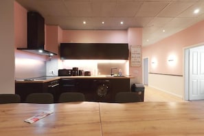 Hevals 6 Bedroom Apartment (excluding 125 EUR cleaning fees)