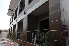 Superior Twin Room, Terrace, Resort View | Terrace/patio - Bee Orchid Pool Villa (Koh Lan)