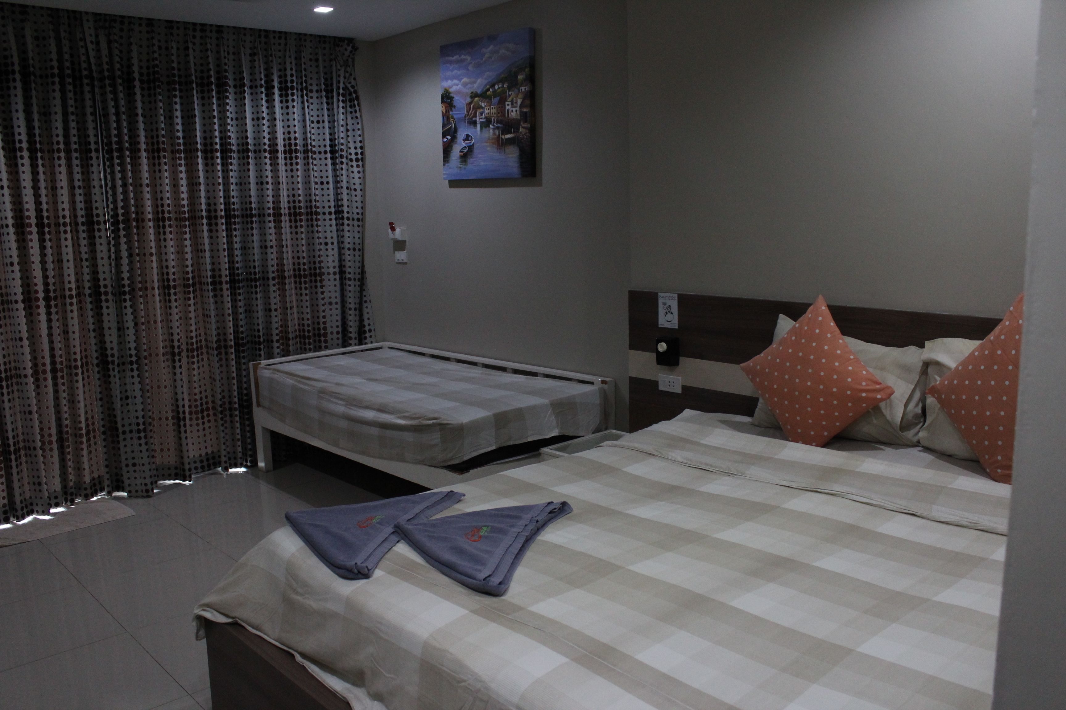 deluxe double room, terrace, pool view | rollaway beds, free wifi, bed sheets