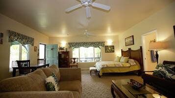 Mauna Kea Room, Private Entry & Private Bath with A/C | Premium bedding, Select Comfort beds, individually decorated