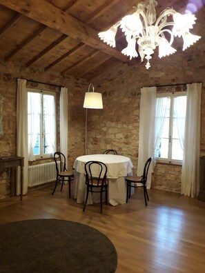 Chambre Double Supérieure, dans les dépendances | Cuisine privée | Réfrigérateur, machine à expresso