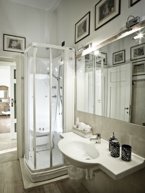 Appartement Standard, 1 chambre | Salle de bain