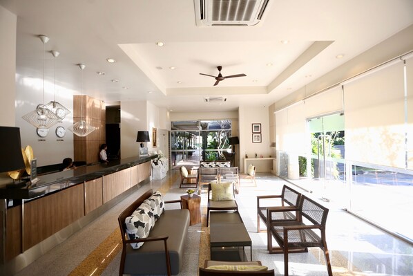 Interior entrance - Synsiri Resort (Bangkok)