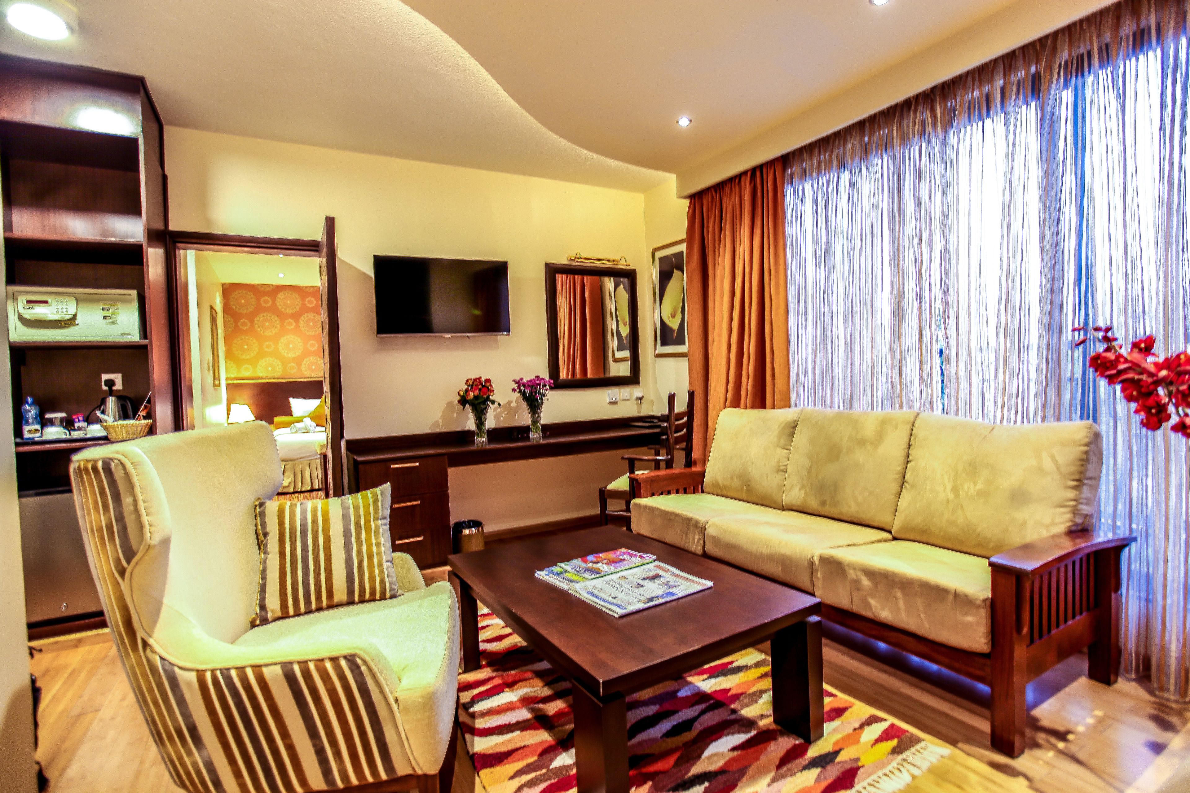 executive room | 1 bedroom, premium bedding, in-room safe, desk