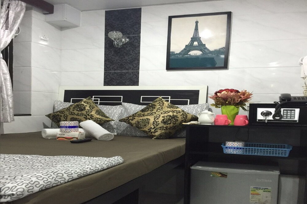 Skylark Hostel