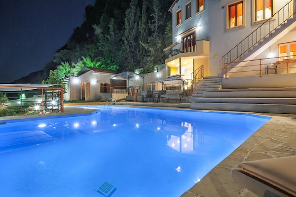 Villa (Cleopatra) | 1 bedroom, in-room safe, desk, soundproofing