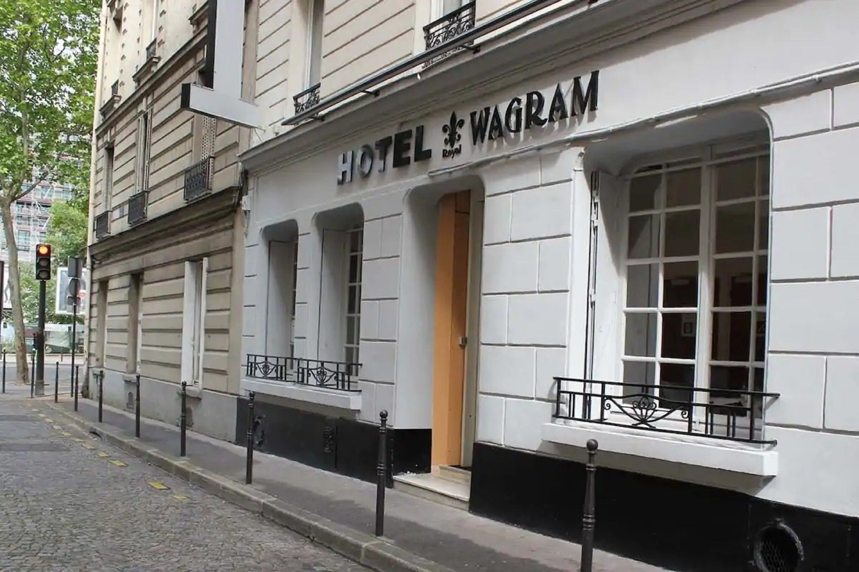 Photo - Royal Wagram