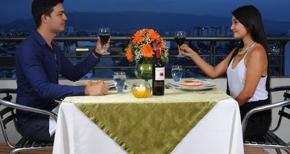 Hotel San Jose Plaza