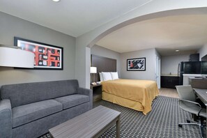 Pillowtop beds, iron/ironing board, free WiFi, bed sheets - Scottish Inns & Suites (Cotulla)