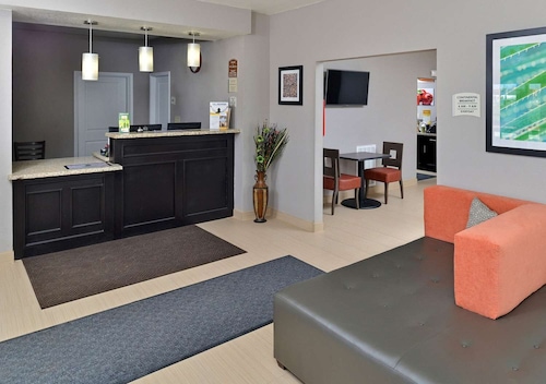 Scottish Inns & Suites