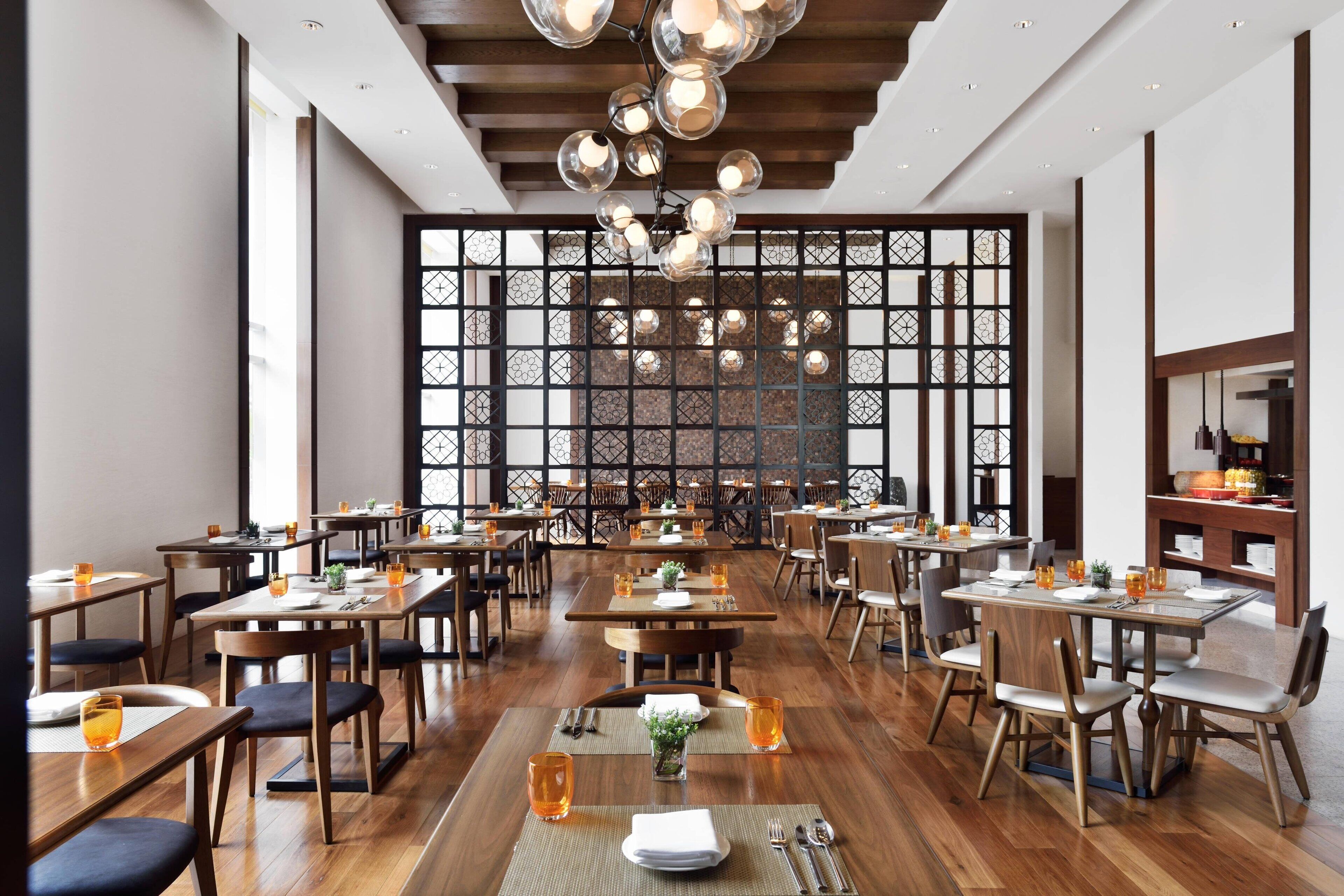 2 restaurants, breakfast, lunch, dinner served; local cuisine