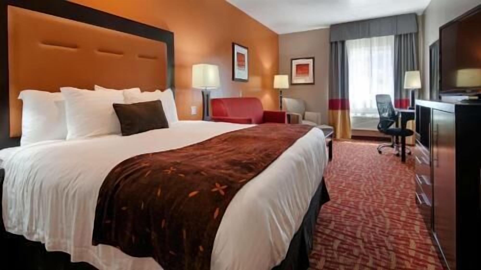 Pillow-top beds, in-room safe, desk, iron/ironing board