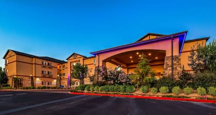 Best Western Plus Zion West Hotel