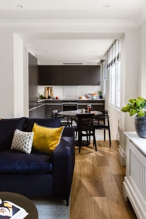 Two Bedroom Apartment | Living area | Smart TV - Native Mayfair (London)