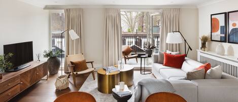 Premium-Penthouse | Wohnbereich | Smart-TV
