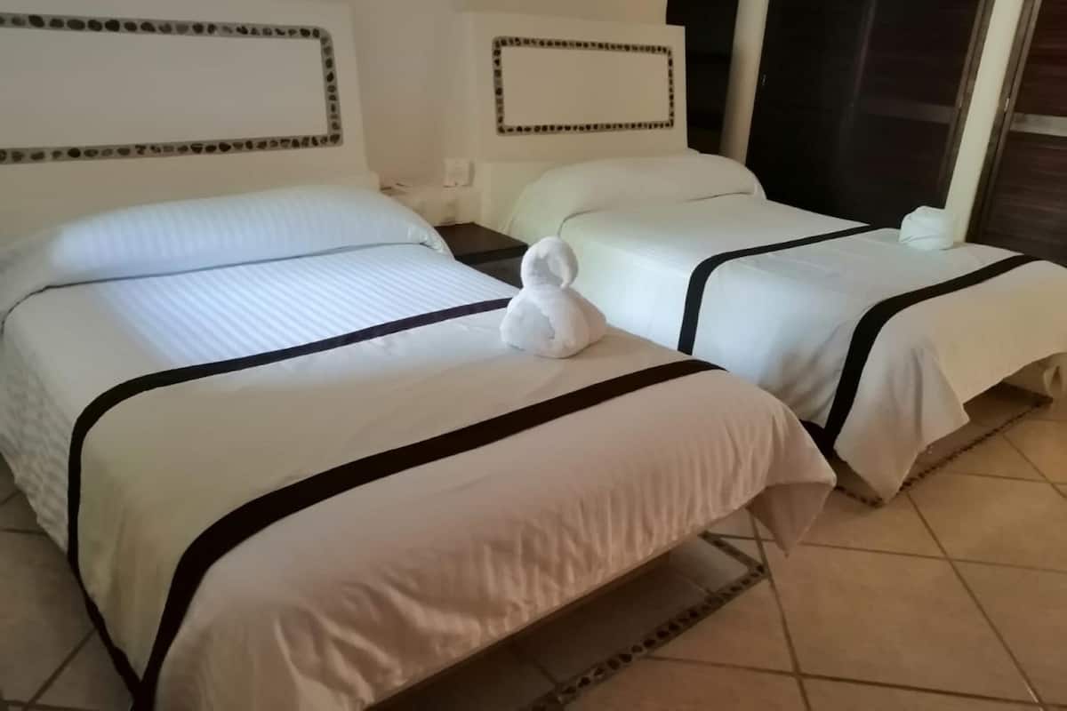 1 bedroom, in-room safe, cribs (free), rollaway beds (surcharge)