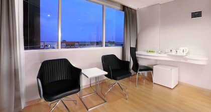 favehotel Jababeka Cikarang