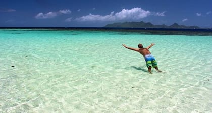 Anchorage Yacht Club Hotel