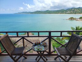 Minibar, in-room safe, free WiFi, bed sheets