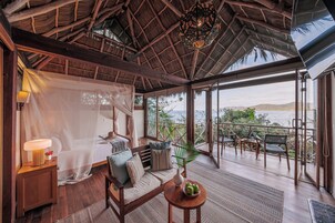 Luna Suite Mar Queen | 迷你吧、客房内保险箱、免费 WiFi、床单