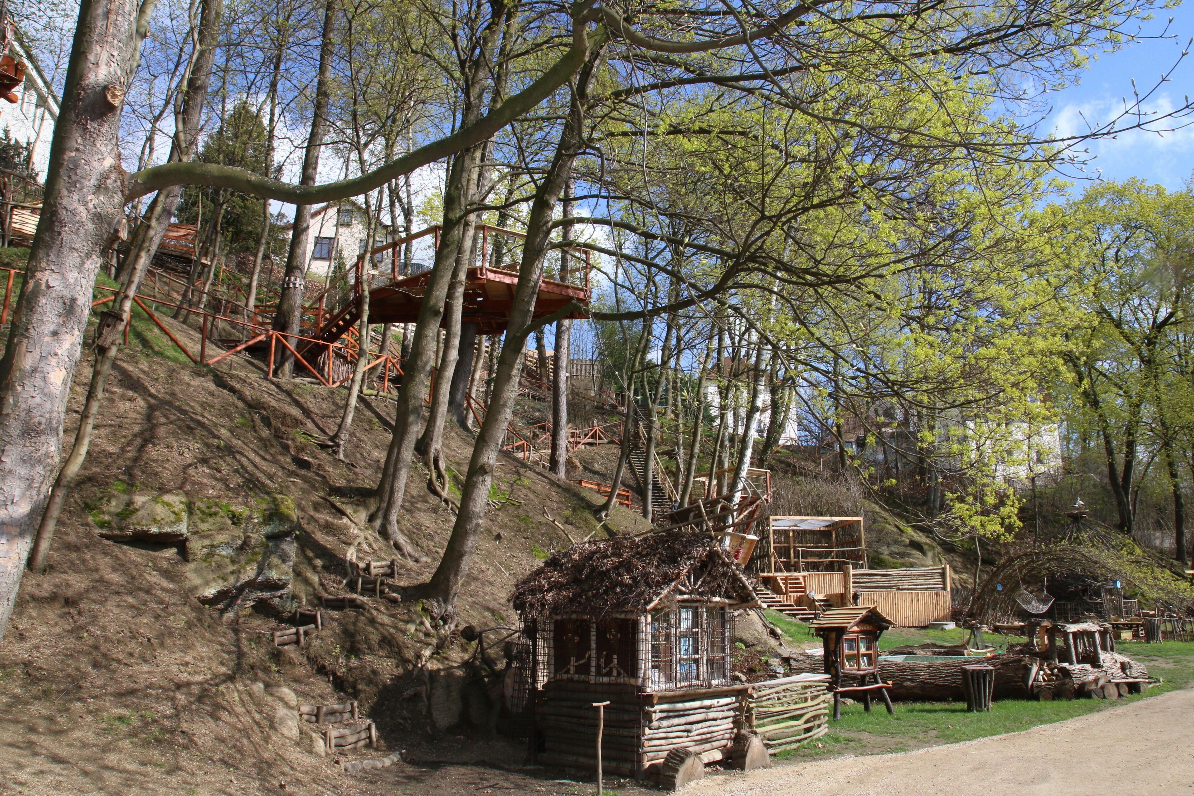 children’s play area – outdoor