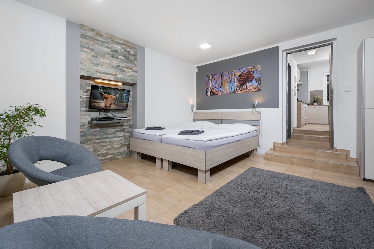 Suite (#2)