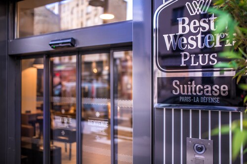 Best Western Plus Suitcase Paris La Defense