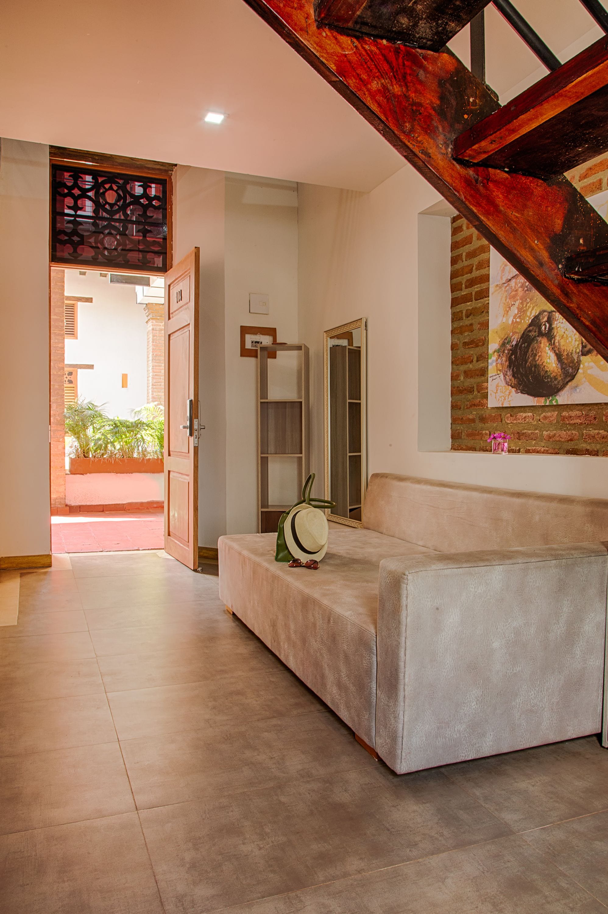 suite | living room | 32-inch lcd tv with satellite channels, tv, tablet