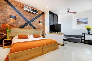 Egyptian cotton sheets, premium bedding, minibar, in-room safe - Hotel Boutique Casa Carolina Santa Marta (Santa Marta)