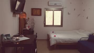 Classic-Suite | Schreibtisch, kostenlose Babybetten, Zustellbetten, kostenloses WLAN