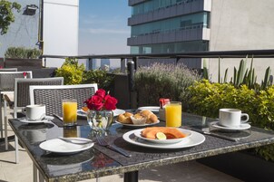 Alimentação e bebidas