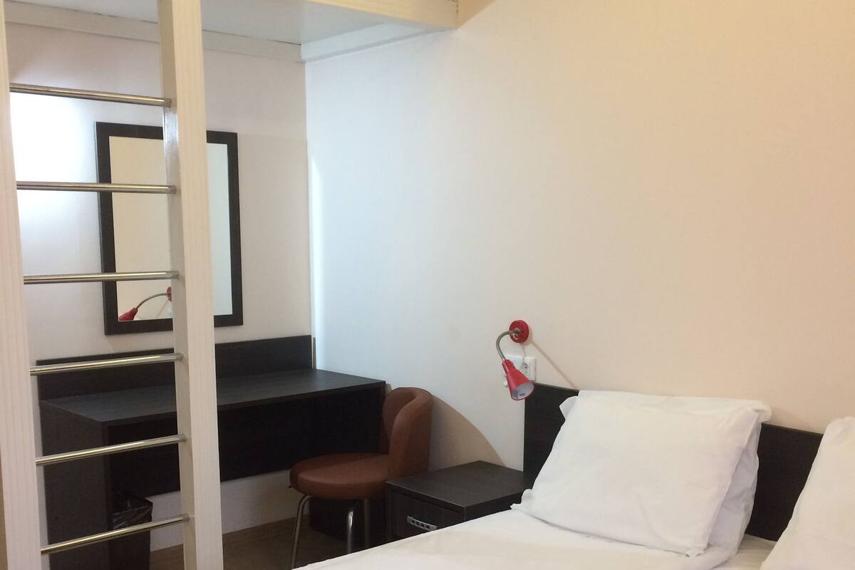 Kolmen hengen huone, jaettu kylpyhuone | Näkymä huoneesta