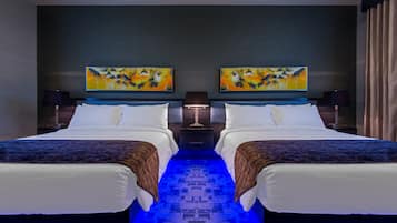 Premium bedding, in-room safe, desk, laptop workspace