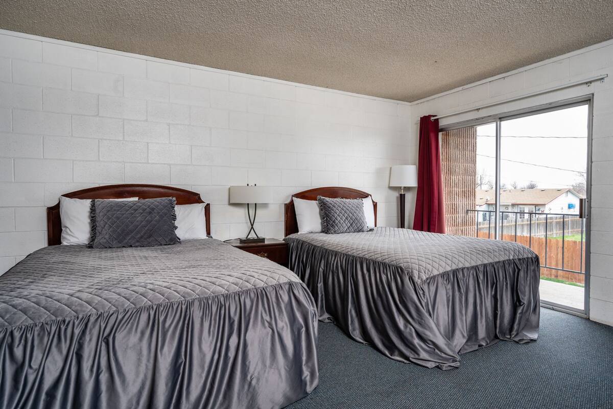 Desk, iron/ironing board (on request), free WiFi, bed sheets