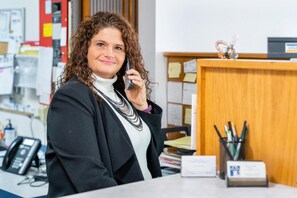 Lobby - M&M Motel (Connell)