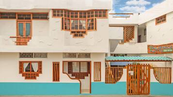 Façade de lâhĂ©bergement