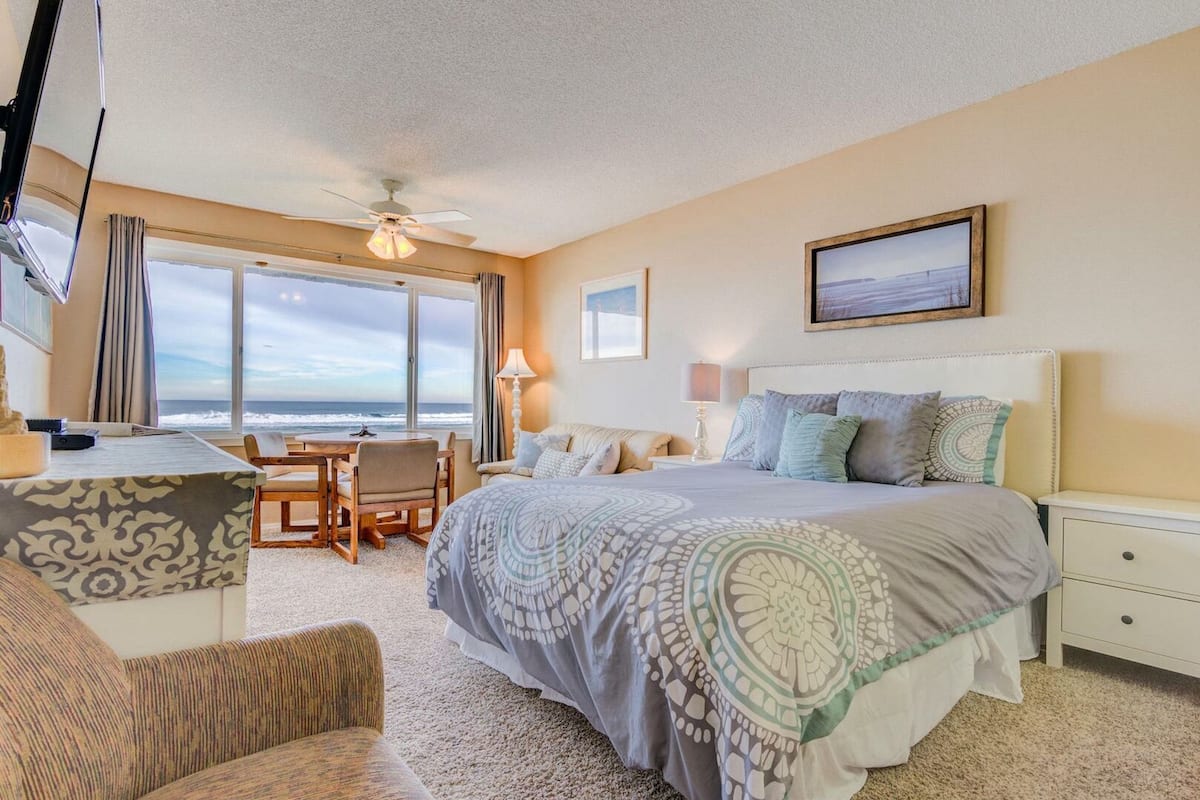 Junior Condo, 1 Bedroom, Kitchen, Beach View | Living area | Flat-screen TV, DVD player