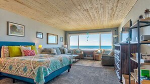 Unclassified image, 2 of 303, button - Sea Gypsy Rentals (Lincoln City)