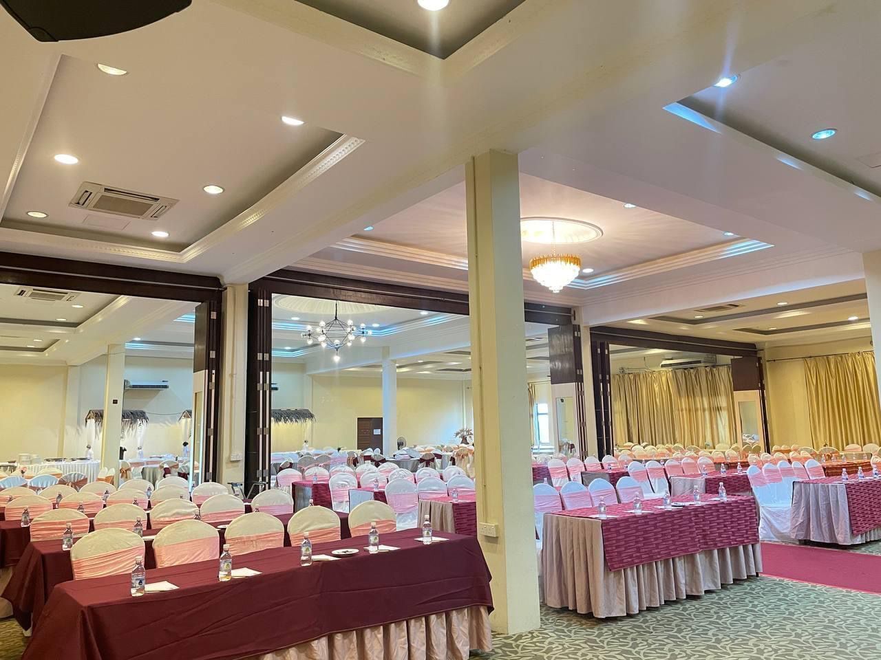 banquet hall